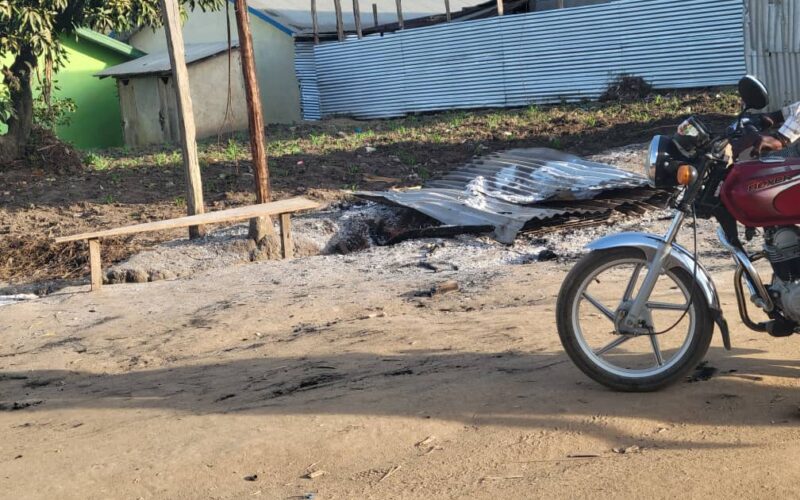 Ituri : plus de sept maisons de commerce incendiées en huit jours à Bunia