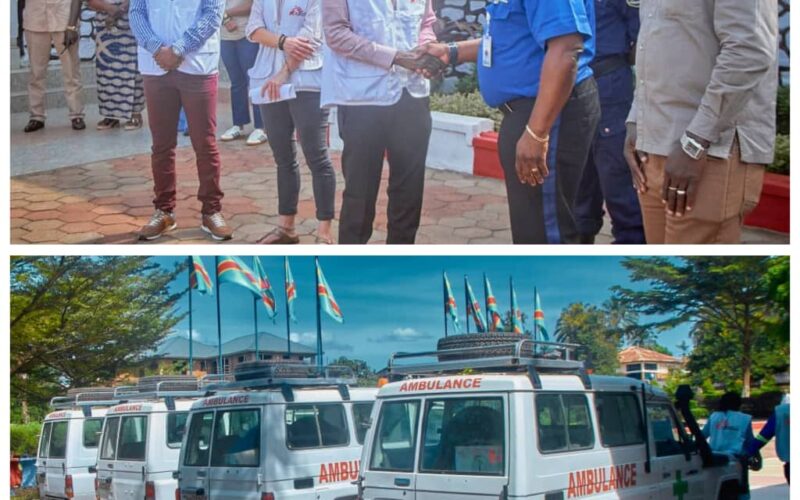 Ituri : le gouverneur intérimaire réceptionne quatre ambulances offertes par MSF/Suisse