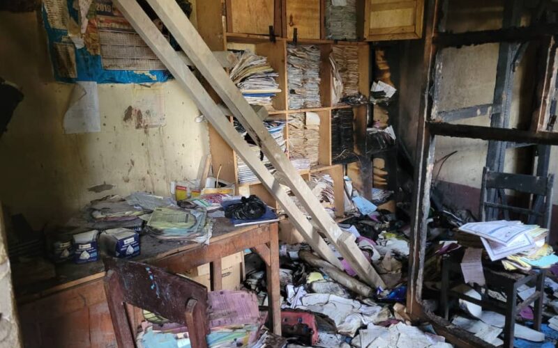 Bunia : un bureau administratif d’une école secondaire incendié par des inconnus