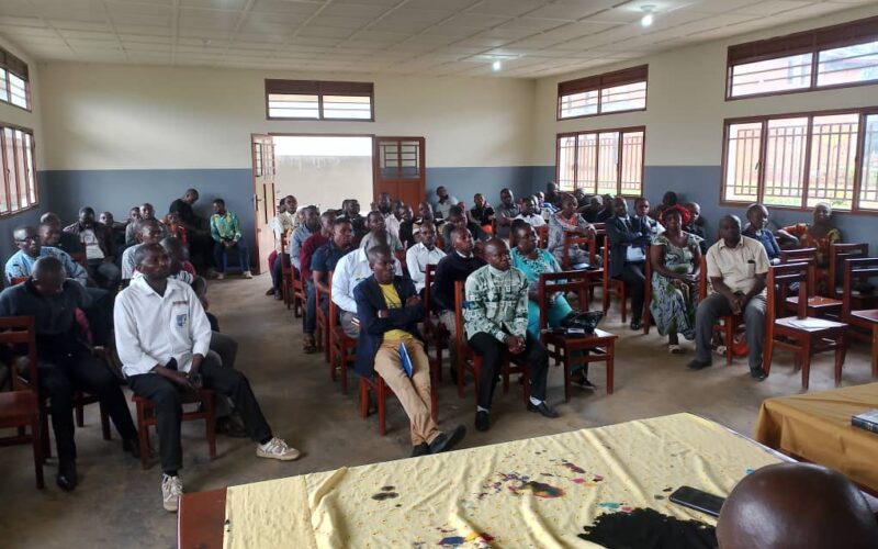 Lubero : les FARDC rencontrent la population, une grève citoyenne lancée sur l&rsquo;axe Manguredjipa