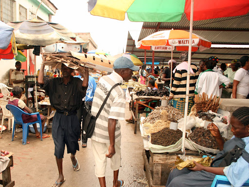 Bulongo : le bourgmestre mis en cause dans la spoliation du marché public