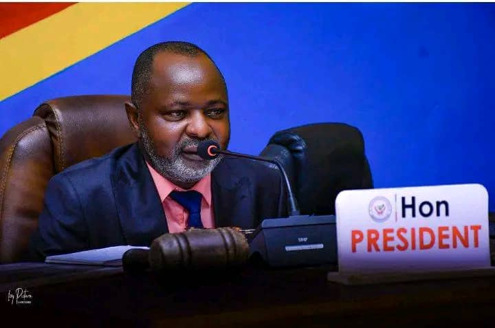 Kasaï : Alain Tshisungu Ntumba fustige l’incompétence notoire des assistants parlementaires
