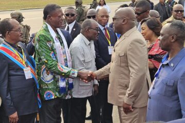 RDC :le président Félix Tshisekedi est arrivé à Mbuji-May pour échanger sur les priorités et le développement de la province