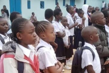 Mambasa : des parents exposés au défi lié à la préparation des élèves à l&rsquo;approche de la rentrée scolaire suite à l&rsquo;insécurité des rebelles ADF dans plusieurs villages
